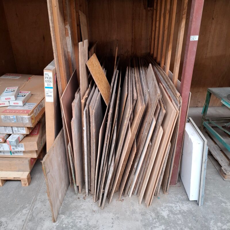 Partij diverse houtplaten – foto 2 – kavel bij Onlineveilingmeester, Smilde