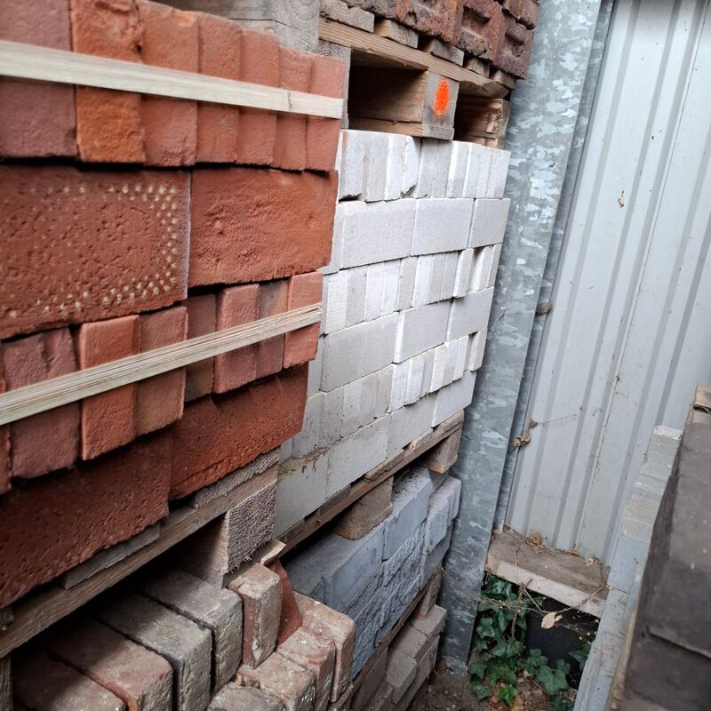 Partij gevel-/bouwstenen – foto 10 – kavel bij Onlineveilingmeester, Smilde