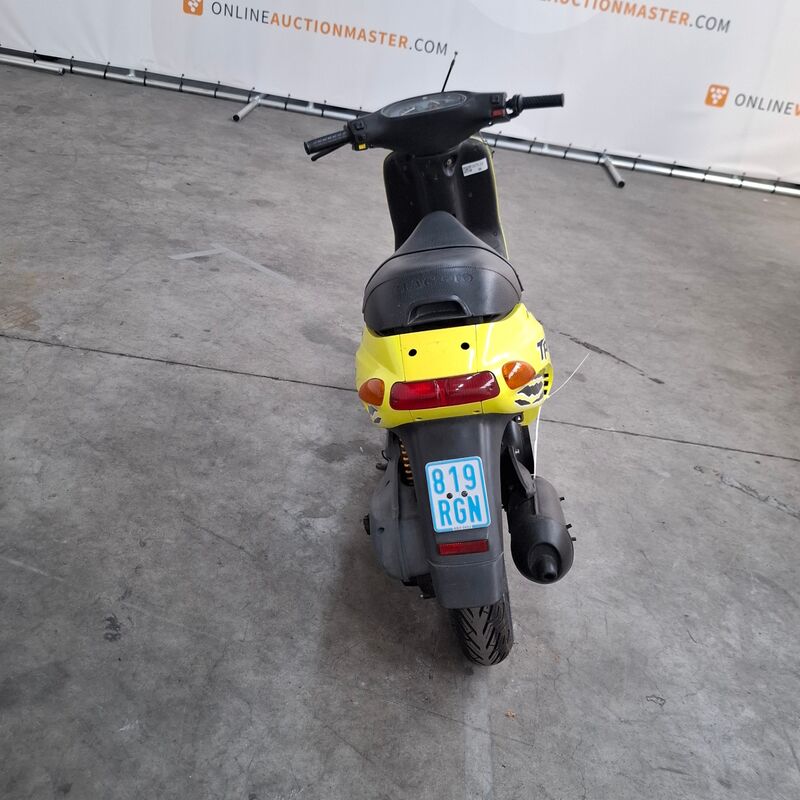 Motorscooter, Piaggio, Typhoon – foto 7 – kavel bij Domeinen Roerende Zaken, Soesterberg