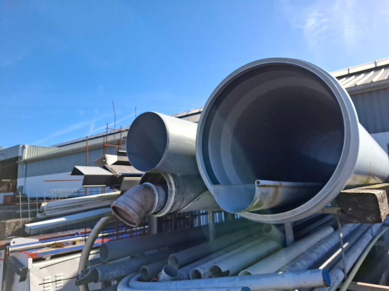 Langmateriaalstelling met inhoud – foto 6 – kavel bij Onlineveilingmeester, Smilde