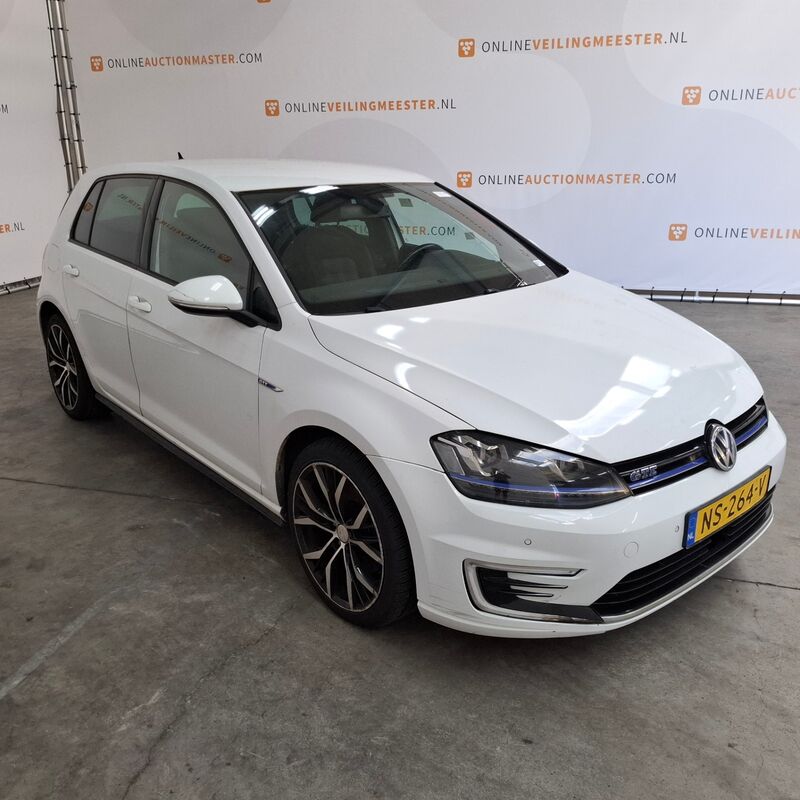 Personenauto, Volkswagen, Golf, 1.4 TSI GTE, 2014 – foto 3 – kavel bij Domeinen Roerende Zaken, Soesterberg