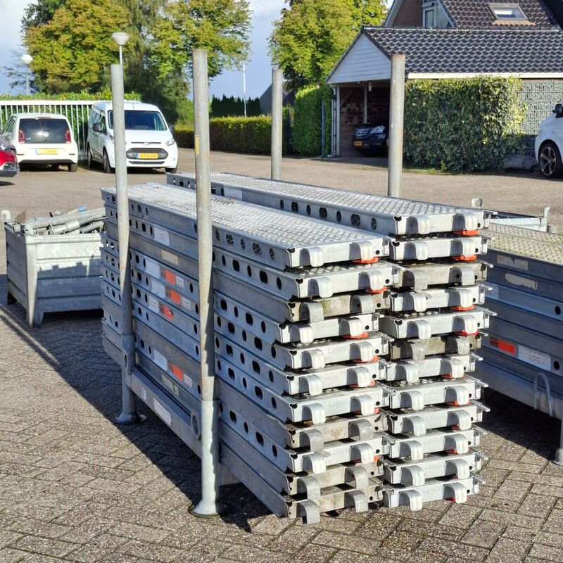 Ca. 23x O-roostervloer, Layher, Allround | 257x32 cm, in transportbok – foto 2 – kavel bij Onlineveilingmeester, Smilde