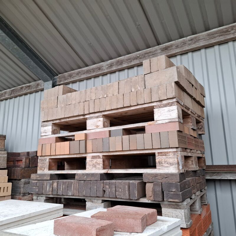 Partij gevel-/bouwstenen – foto 10 – kavel bij Onlineveilingmeester, Smilde