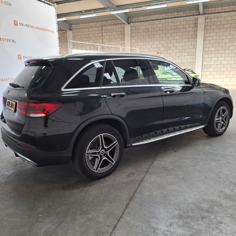 Personenauto, Mercedes-Benz, GLC-klasse, 300e 4MATIC Premium Plus, 2021 – foto 9 – kavel bij Domeinen Roerende Zaken, Soesterberg