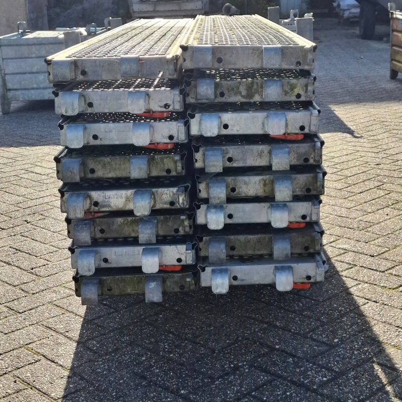Ca.16x O-roostervloer, Layher, Allround | 257x32 cm, in transportbok – foto 5 – kavel bij Onlineveilingmeester, Smilde