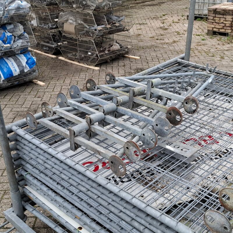 Ca. 16x Bouwhek in transportbok – foto 5 – kavel bij Onlineveilingmeester, Smilde