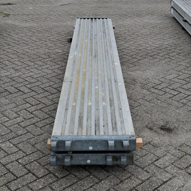 2x Loopbrug Layher – foto 2 – kavel bij Onlineveilingmeester, Smilde