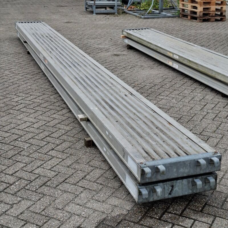 2x Loopbrug Layher – foto 5 – kavel bij Onlineveilingmeester, Smilde
