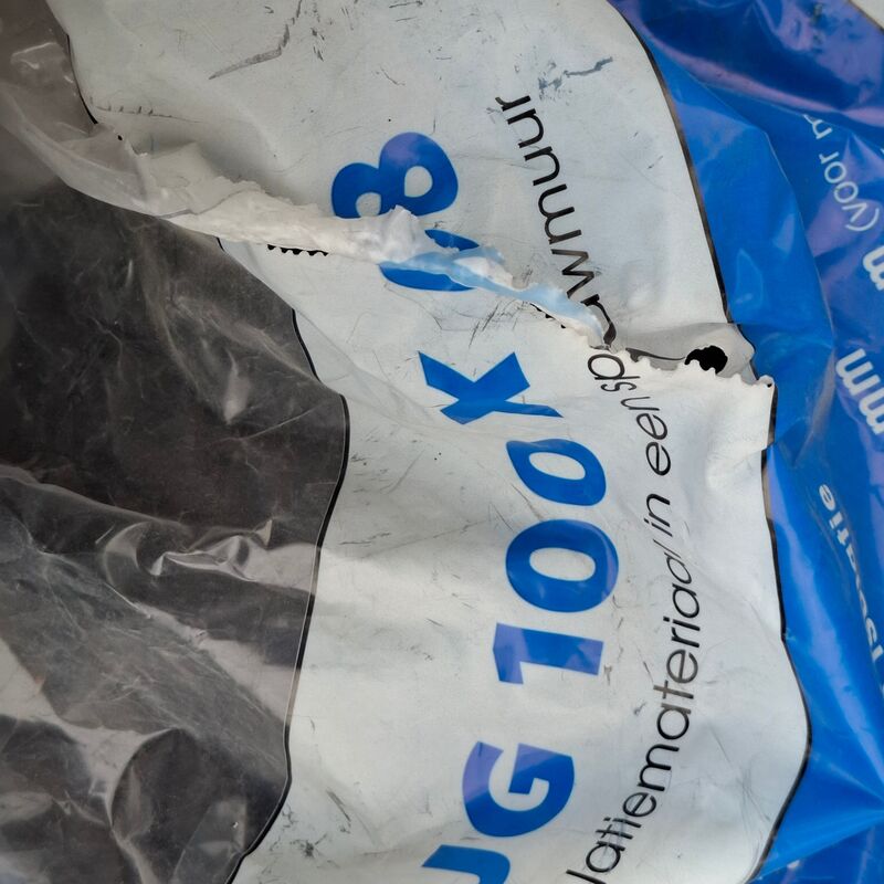 Divers PVC Materiaal en UNI-flexpluggen, in 13x draadmand – foto 6 – kavel bij Onlineveilingmeester, Smilde