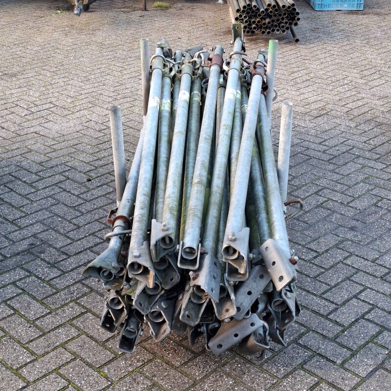 Ca. 35x Schoorstempel in transportbok – foto 3 – kavel bij Onlineveilingmeester, Smilde