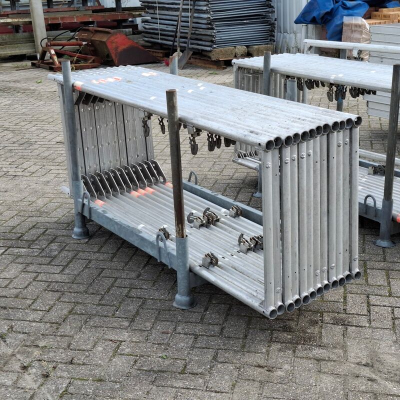 Ca. 100m2 Renovatiesteiger, Layher, Blitz – foto 4 – kavel bij Onlineveilingmeester, Smilde