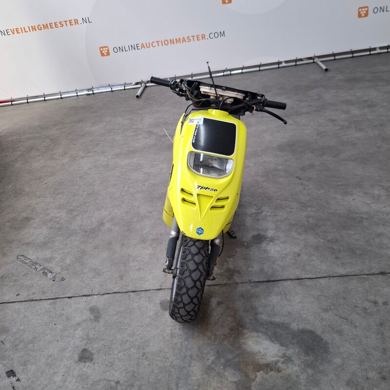 Motorscooter, Piaggio, Typhoon – foto 3 – kavel bij Domeinen Roerende Zaken, Soesterberg