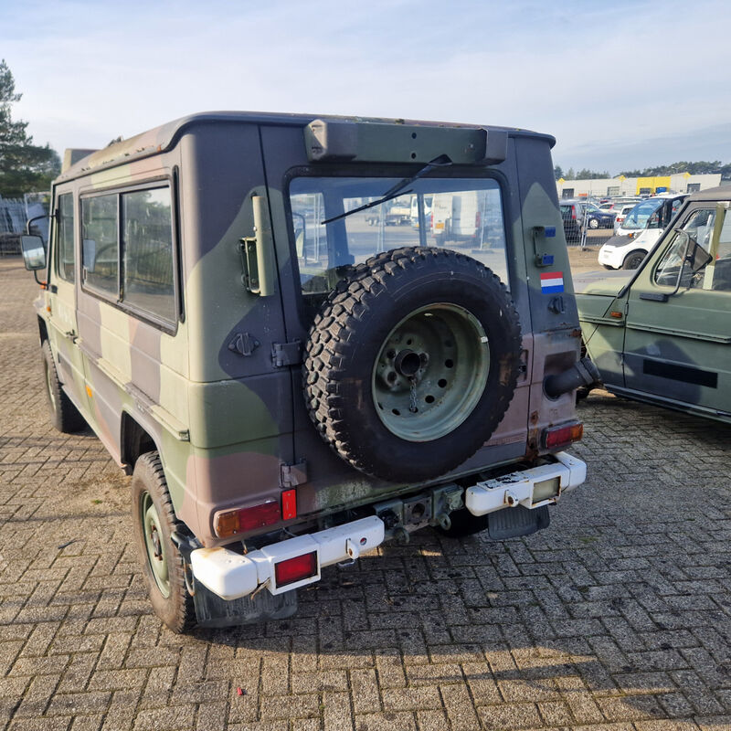 Voertuig, incompleet, Mercedes Benz, 290GD, 1996 – foto 4 – kavel bij Domeinen Roerende Zaken, Soesterberg