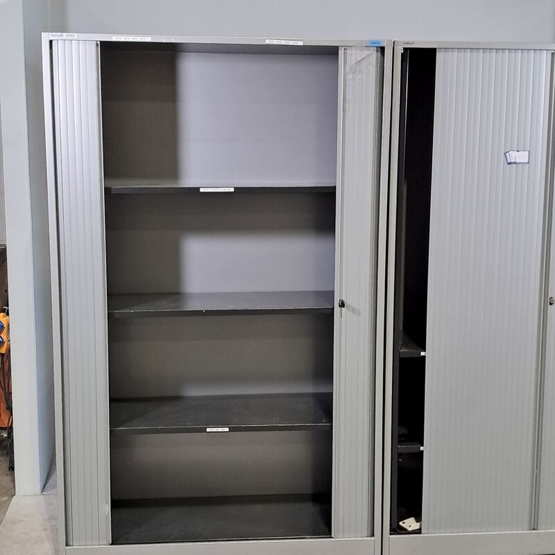 2x Jaloeziekast, Ahrend – foto 4 – kavel bij Domeinen Roerende Zaken, Groningen