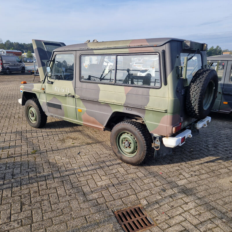 Voertuig, incompleet, Mercedes Benz, 290GD, 1996 – foto 3 – kavel bij Domeinen Roerende Zaken, Soesterberg