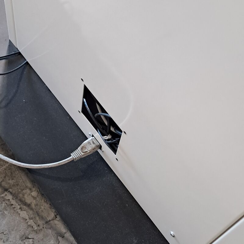 Televisie op verrijdbare standaard, Samsung, UE60J6240 – foto 6 – kavel bij Domeinen Roerende Zaken, Groningen