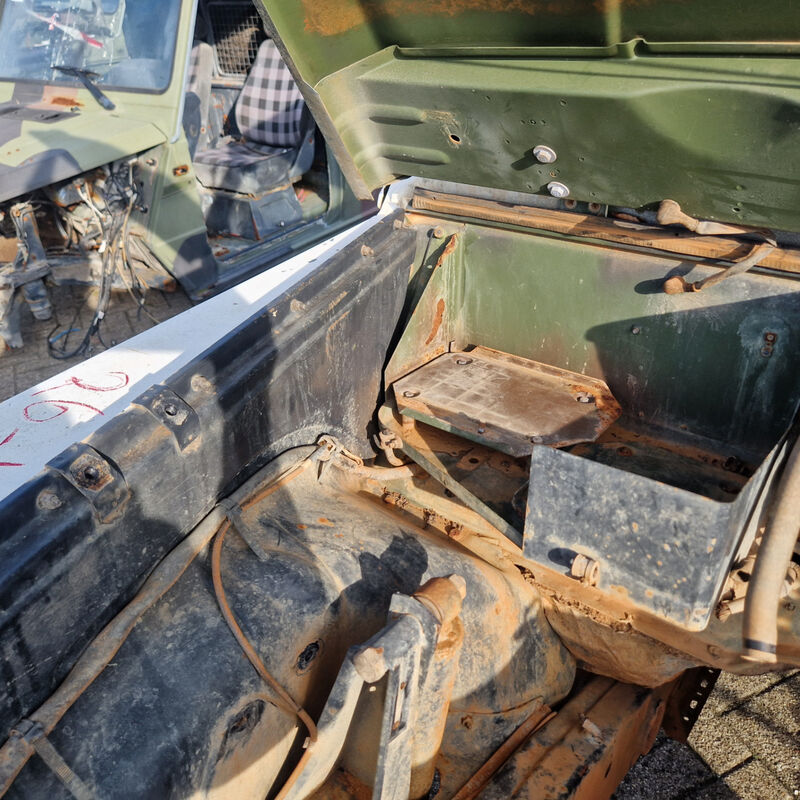 Voertuig, incompleet, Mercedes-Benz, 290GD – foto 10 – kavel bij Domeinen Roerende Zaken, Soesterberg