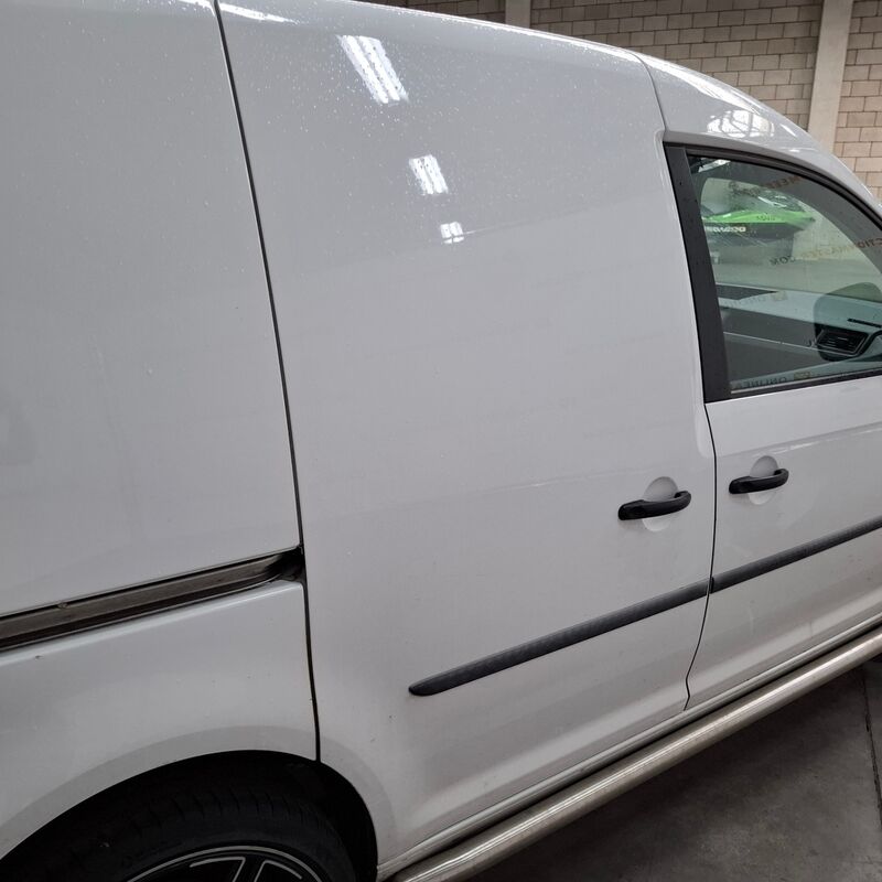 Bedrijfsauto, Volkswagen, Caddy, 2.0 TDI L1H1 BMT Comfortline, 2019 – foto 8 – kavel bij Domeinen Roerende Zaken, Soesterberg