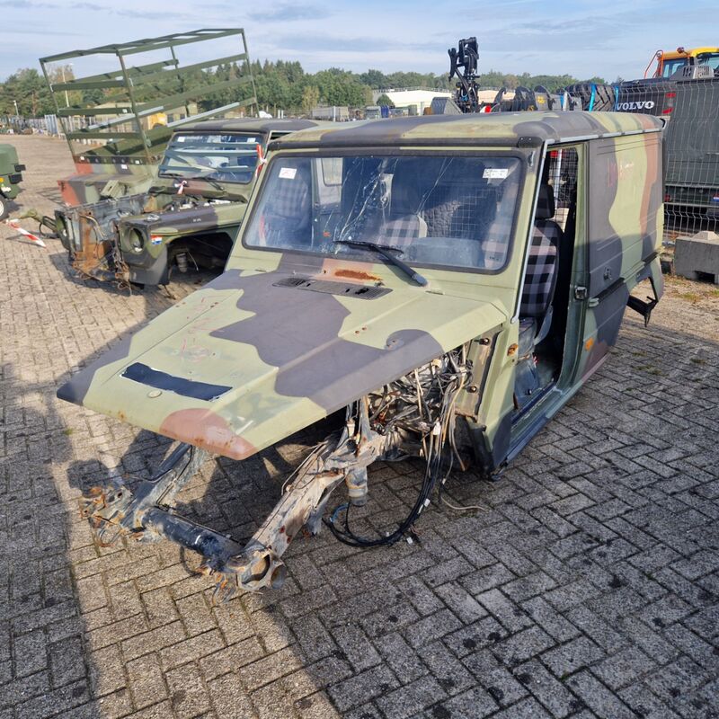 Voertuig, incompleet, Mercedes Benz, 290GD – kavel bij Domeinen Roerende Zaken, Soesterberg