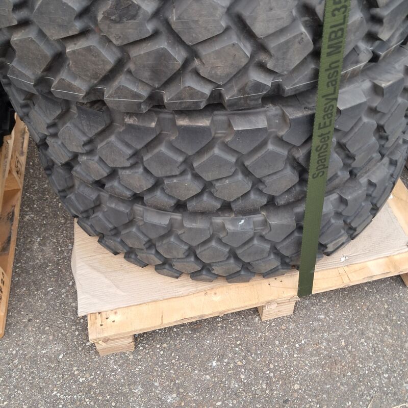 4x Vrachtwagenband, Michelin, XZL – foto 6 – kavel bij Domeinen Roerende Zaken, Groningen