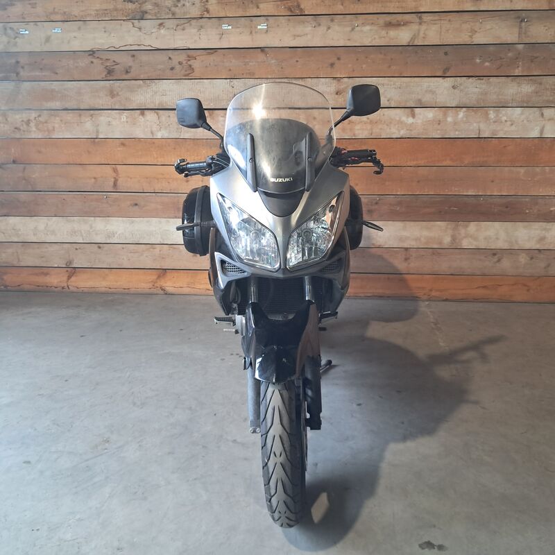 Motor, Suzuki, V-strom DL1000 – foto 2 – kavel bij Onlineveilingmeester, Heerenveen