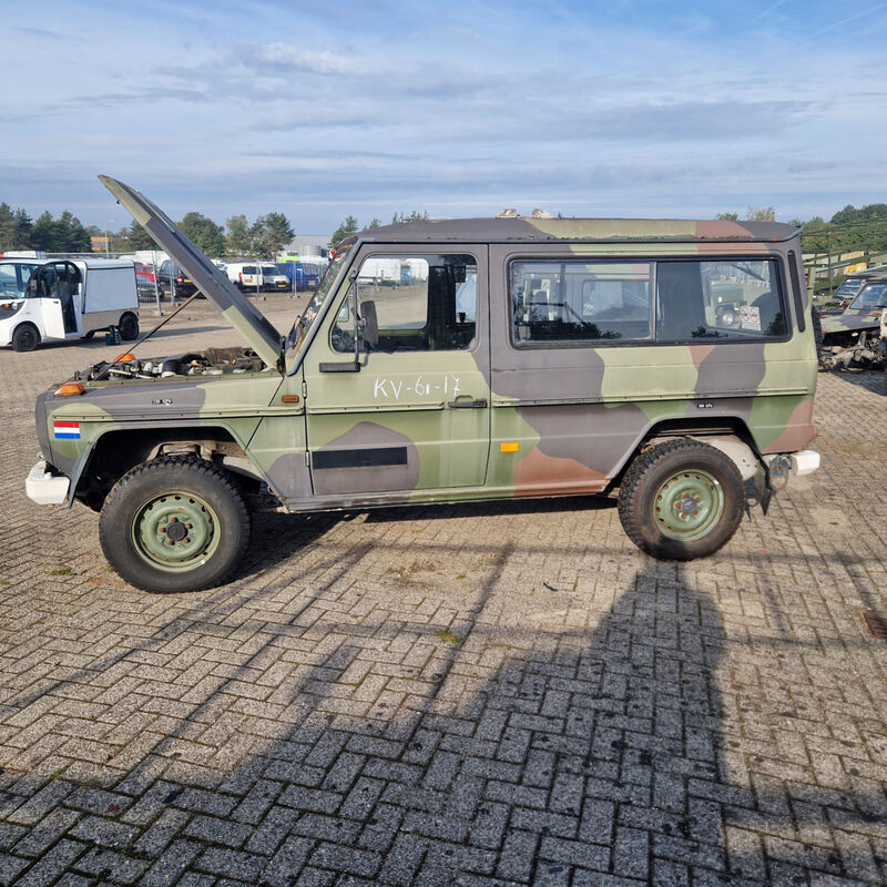 Voertuig, incompleet, Mercedes Benz, 290GD, 1996 – foto 2 – kavel bij Domeinen Roerende Zaken, Soesterberg