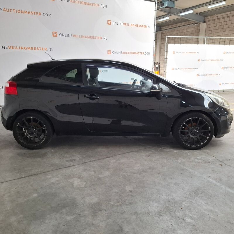 Personenauto, Kia, Rio, 1.2 CVVT Plus Pack, 2012 – foto 4 – kavel bij Domeinen Roerende Zaken, Soesterberg