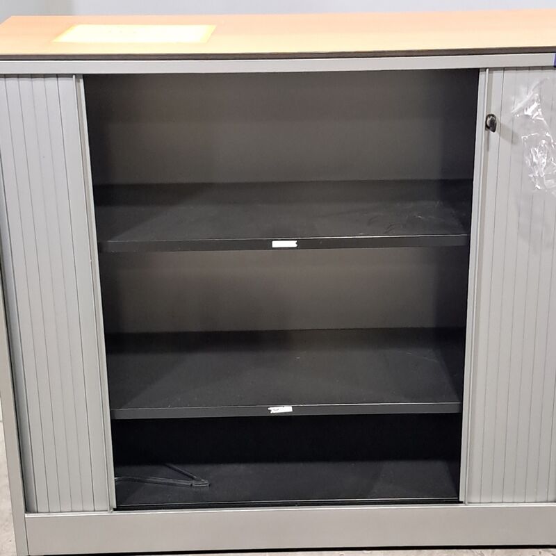 2x Jaloeziekast, Ahrend – foto 3 – kavel bij Domeinen Roerende Zaken, Groningen