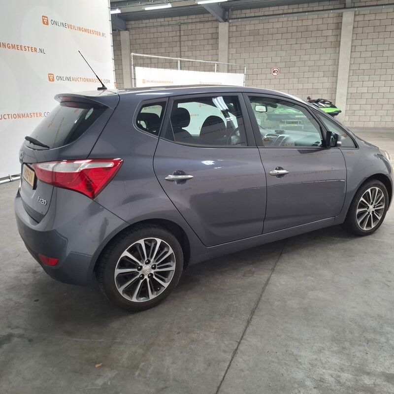 Personenauto, Hyundai, ix20, 1.6i Premium, 2016 – foto 8 – kavel bij Domeinen Roerende Zaken, Soesterberg