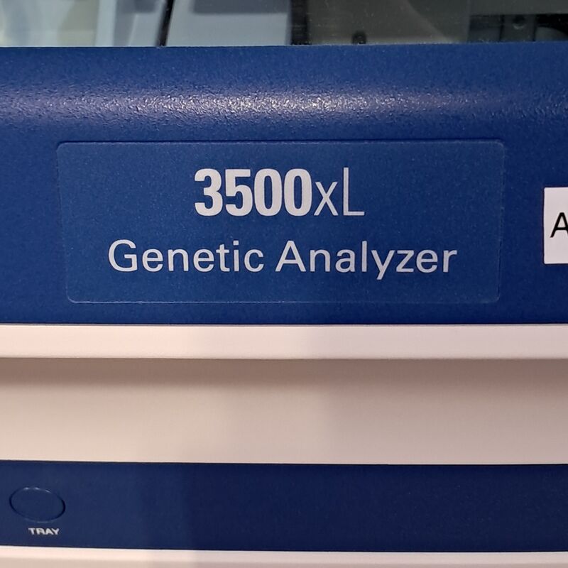 Analysesysteem, Applied Biosystems Hitachi, 3500xL Genetic Analyzer, 2014 – foto 2 – kavel bij Domeinen Roerende Zaken, Groningen