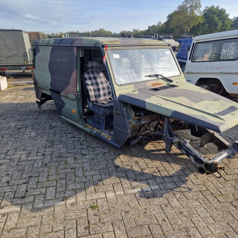 Voertuig, incompleet, Mercedes Benz, 290GD – foto 5 – kavel bij Domeinen Roerende Zaken, Soesterberg