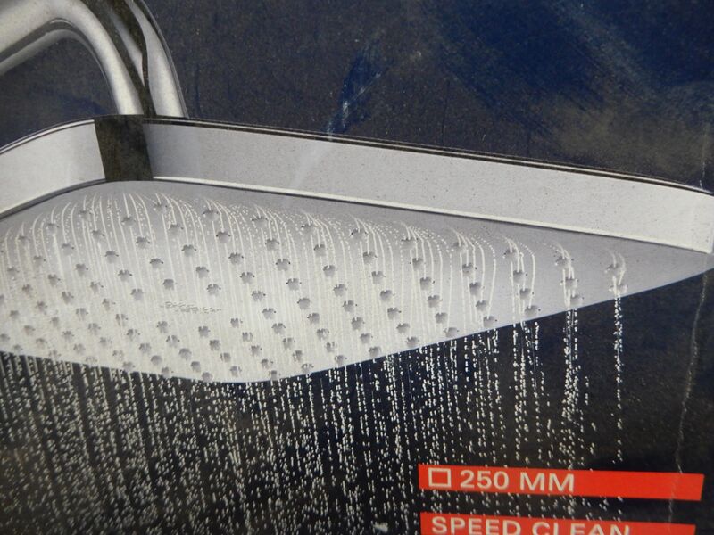 Regendouchekop met wandhouder, Grohe, 250 cube, chroom – foto 2 – kavel bij Onlineveilingmeester, Assen