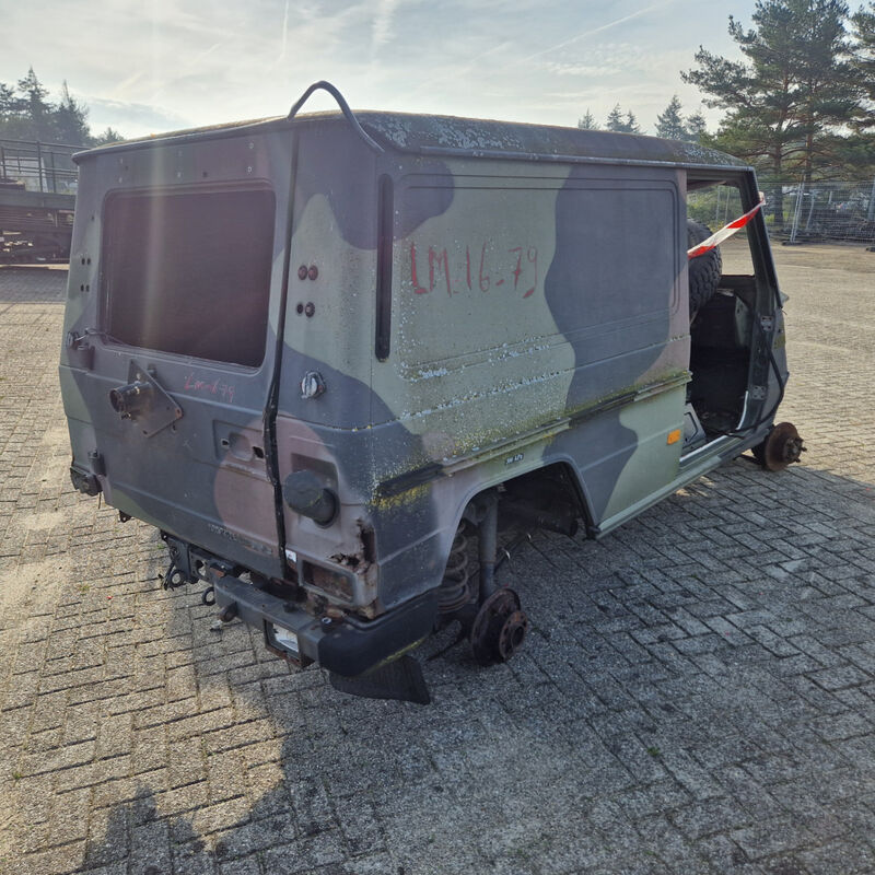 Voertuig, incompleet, Mercedes Benz, 290GD – foto 5 – kavel bij Domeinen Roerende Zaken, Soesterberg