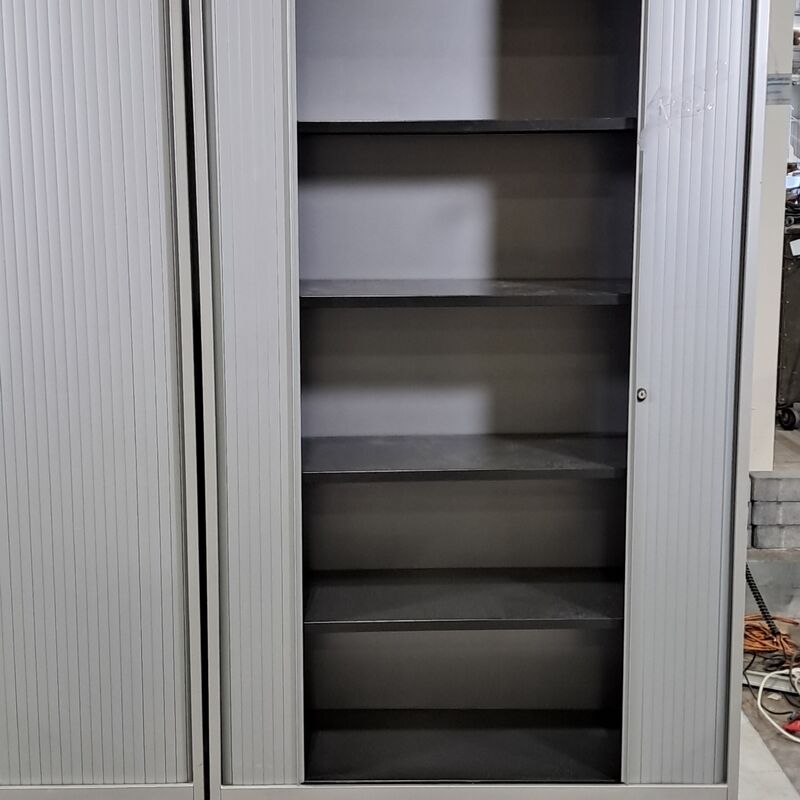 2x Jaloeziekast, Ahrend – foto 3 – kavel bij Domeinen Roerende Zaken, Groningen