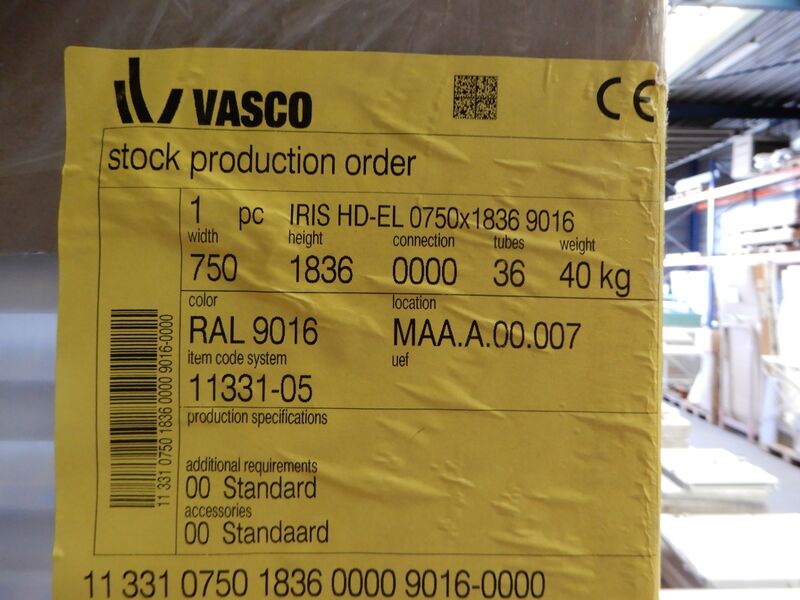 Elektrische handdoekradiator, Vasco, Iris, wit, 1836x750 – foto 3 – kavel bij Onlineveilingmeester, Assen