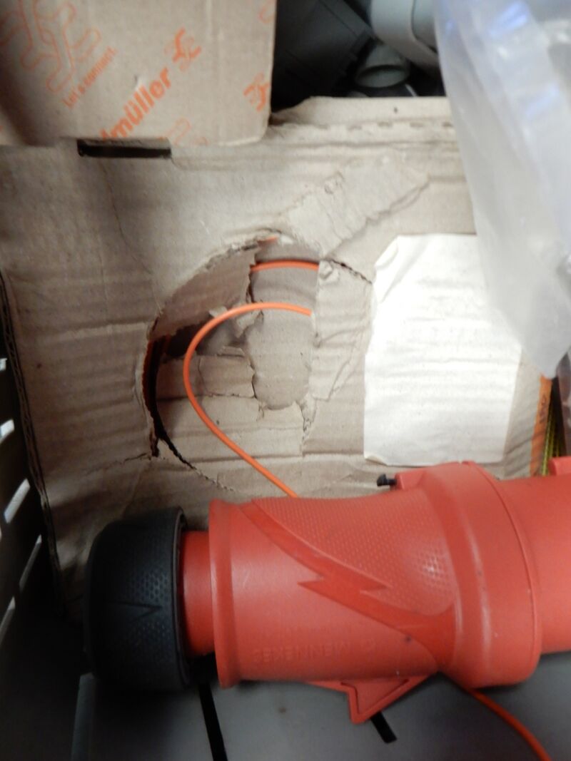 Kist met diverse elektra – foto 7 – kavel bij Onlineveilingmeester, Assen