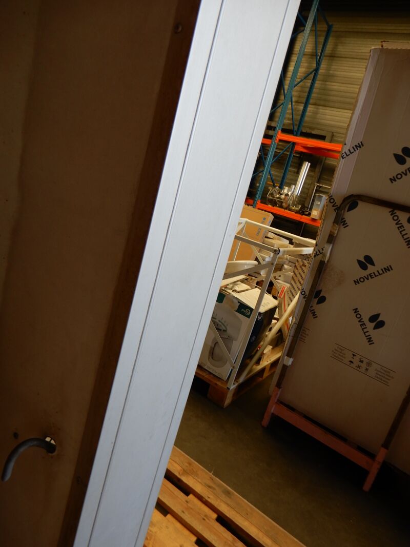 Lichtreclamebord, wit – foto 4 – kavel bij Onlineveilingmeester, Assen