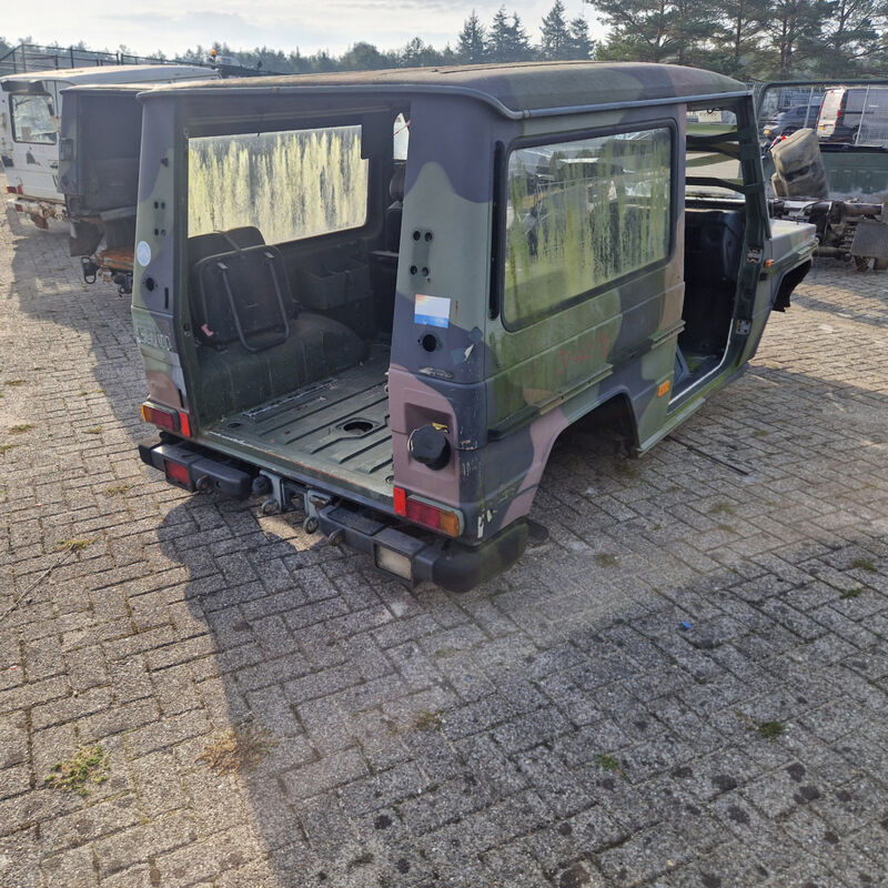 Voertuig, incompleet, Mercedes-Benz, 290GD, 1994 – foto 5 – kavel bij Domeinen Roerende Zaken, Soesterberg