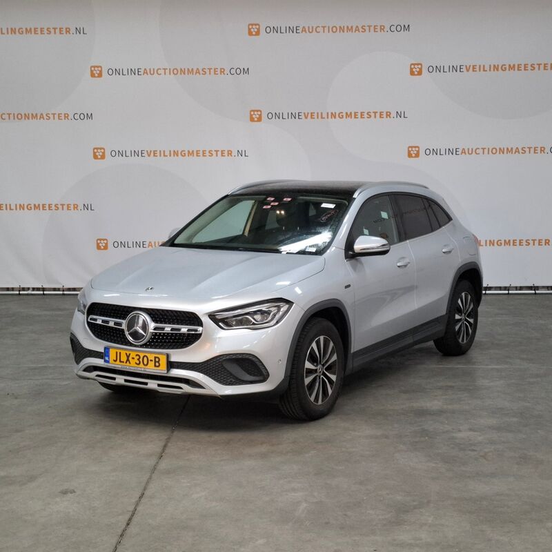 Personenauto, Mercedes-Benz, GLA-klasse, 250 e AMG Line, 2021 – kavel bij Domeinen Roerende Zaken, Soesterberg