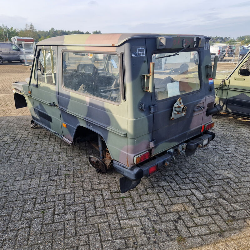 Voertuig, incompleet, Mercedes Benz, 290GD, 1994 – foto 3 – kavel bij Domeinen Roerende Zaken, Soesterberg