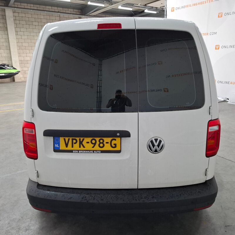 Bedrijfsauto, Volkswagen, Caddy, 2.0 TDI L1H1 BMT Comfortline, 2019 – foto 10 – kavel bij Domeinen Roerende Zaken, Soesterberg