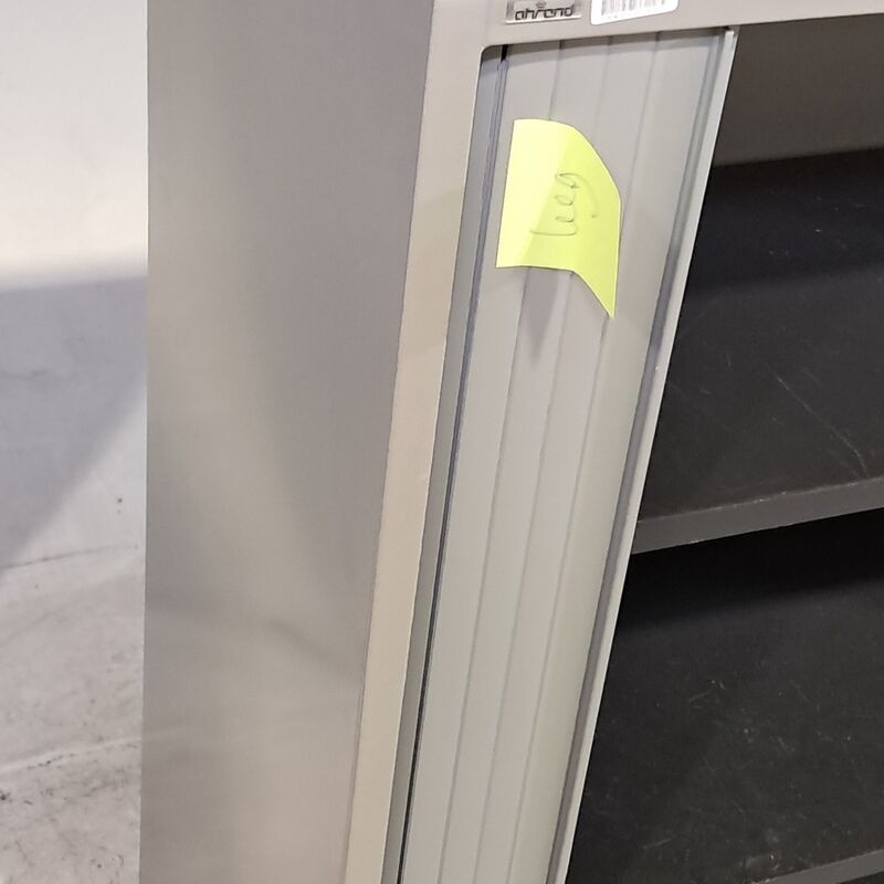 2x Jaloeziekast, Ahrend – foto 5 – kavel bij Domeinen Roerende Zaken, Groningen