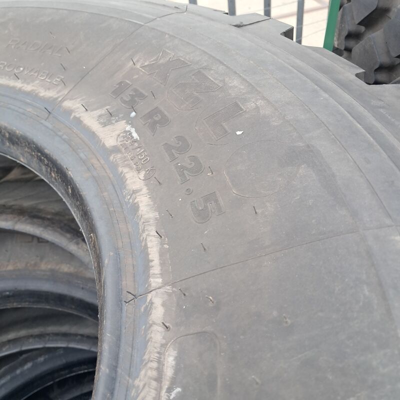 4x Vrachtwagenband, Michelin, XZL – foto 3 – kavel bij Domeinen Roerende Zaken, Groningen