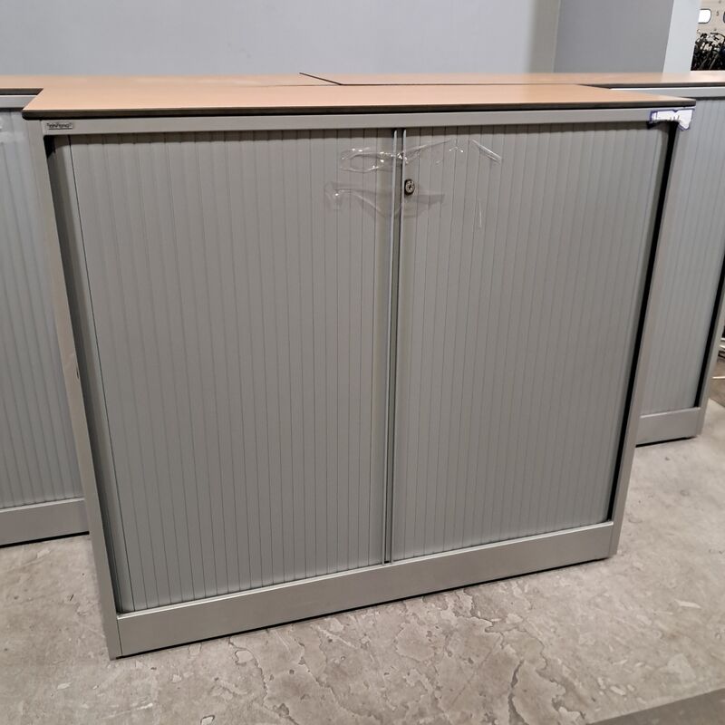 3x Jaloeziekast, Ahrend – foto 2 – kavel bij Domeinen Roerende Zaken, Groningen