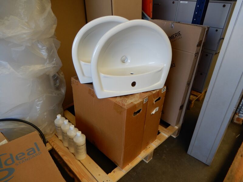 Inhoud stellingvak o.a. sanitair – foto 8 – kavel bij Onlineveilingmeester, Assen