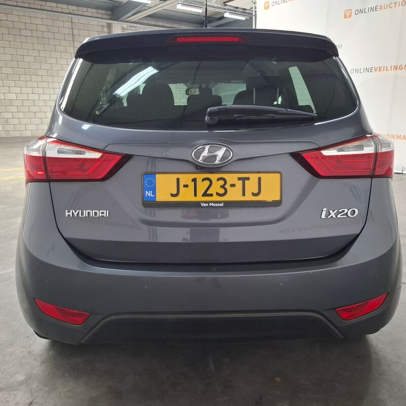 Personenauto, Hyundai, ix20, 1.6i Premium, 2016 – foto 9 – kavel bij Domeinen Roerende Zaken, Soesterberg
