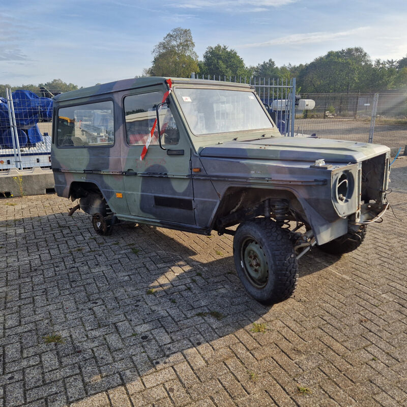 Voertuig, incompleet, Mercedes Benz, 290GD, 1996 – foto 6 – kavel bij Domeinen Roerende Zaken, Soesterberg