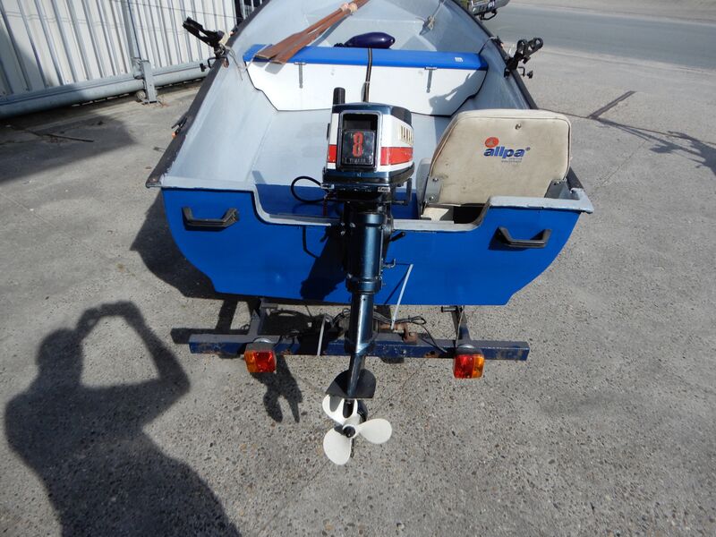 Boot met motor, trailer en diverse benodigdheden, blauw – foto 3 – kavel bij Onlineveilingmeester, Assen