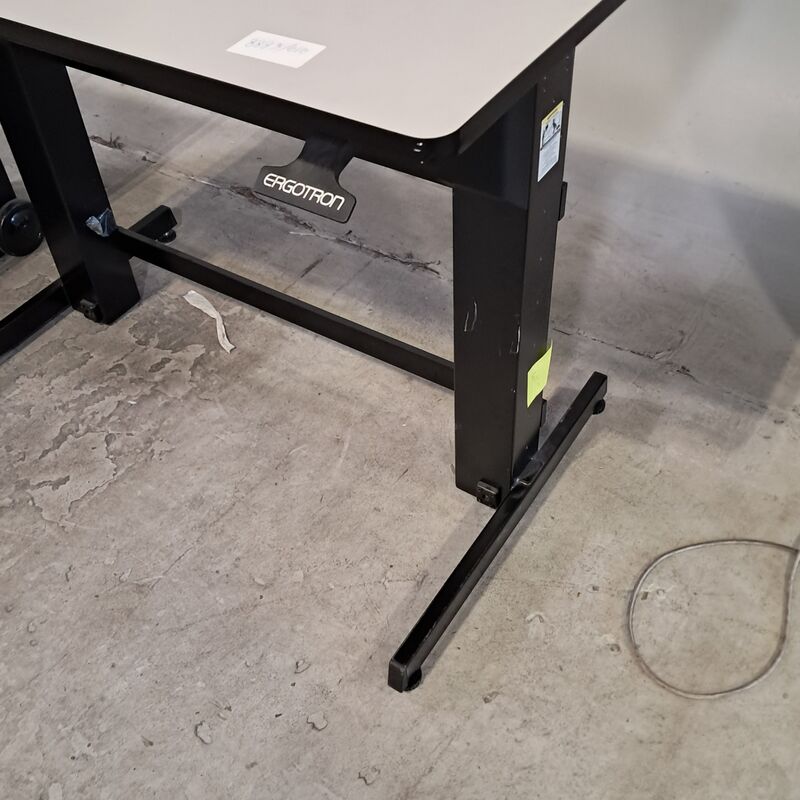 Partij kantoormeubilair, O.a. Ergotron – foto 5 – kavel bij Domeinen Roerende Zaken, Groningen