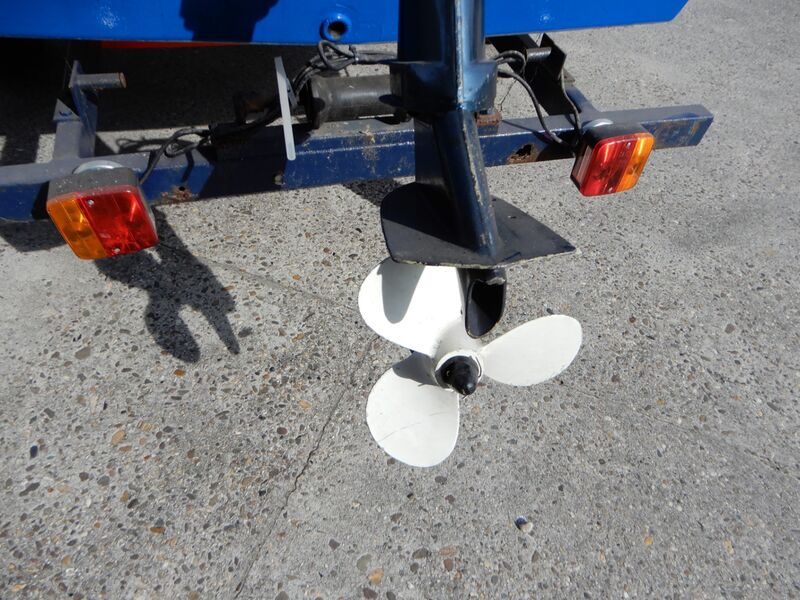 Boot met motor, trailer en diverse benodigdheden, blauw – foto 7 – kavel bij Onlineveilingmeester, Assen